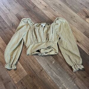 Beyond The Radar Women's Gingham Print
Tie Back Crop Top size m